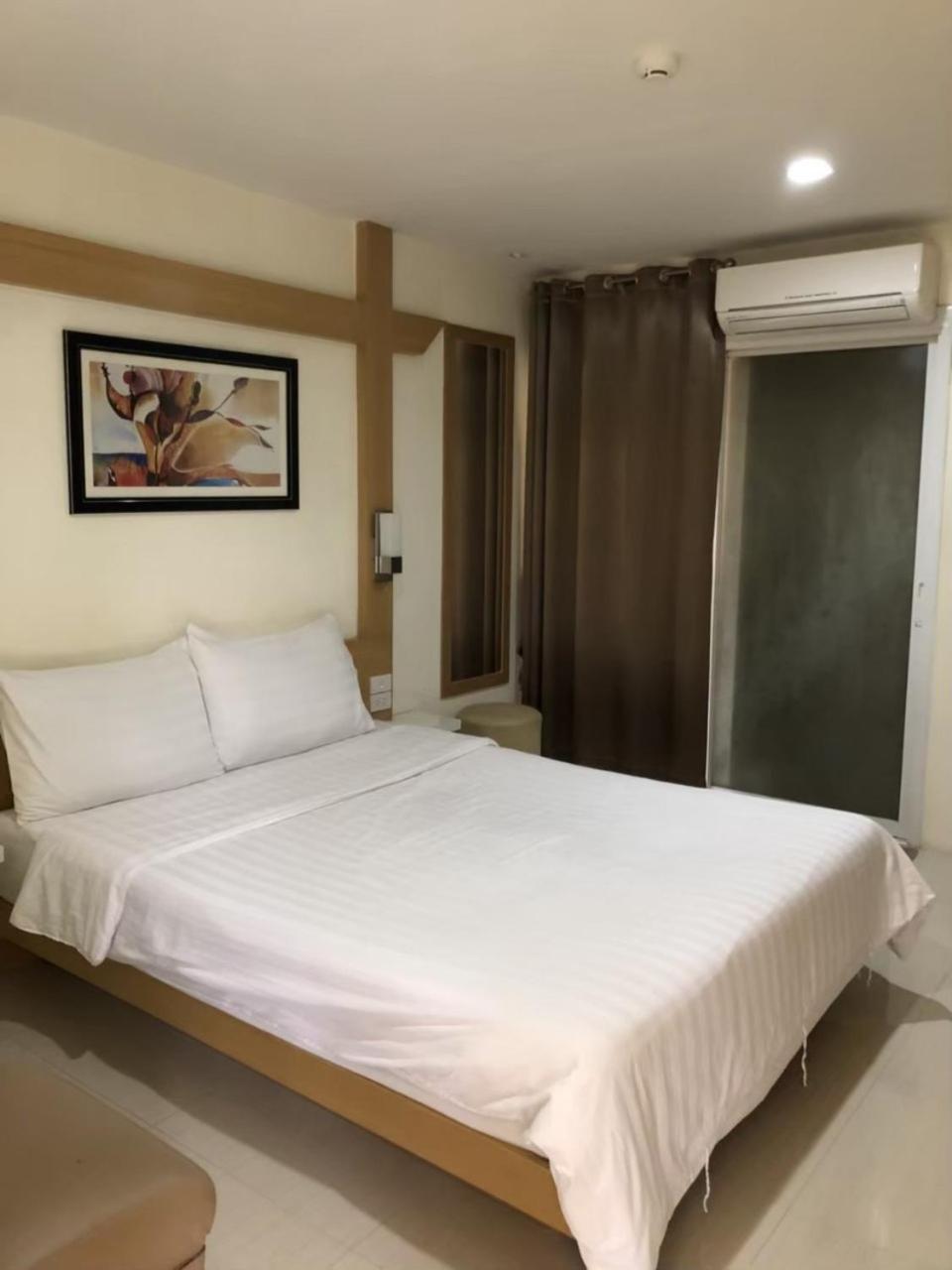 Petchsiri Room เพชรสิริรูม Ban Sai Mai Exteriör bild