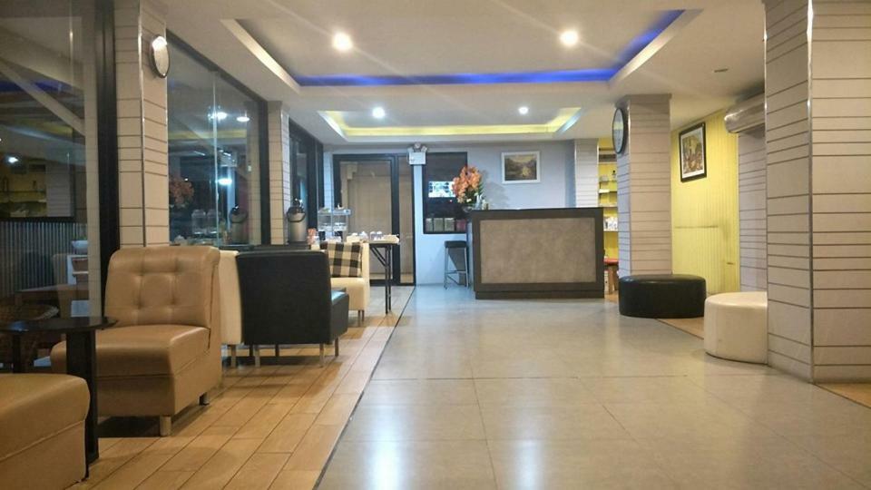 Petchsiri Room เพชรสิริรูม Ban Sai Mai Exteriör bild