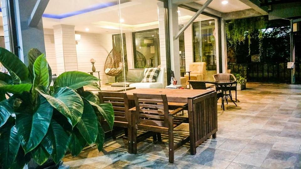 Petchsiri Room เพชรสิริรูม Ban Sai Mai Exteriör bild