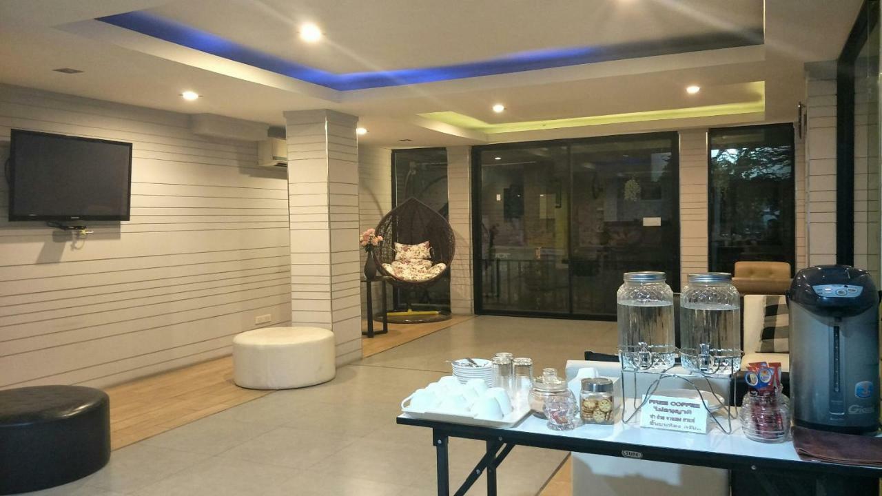 Petchsiri Room เพชรสิริรูม Ban Sai Mai Exteriör bild
