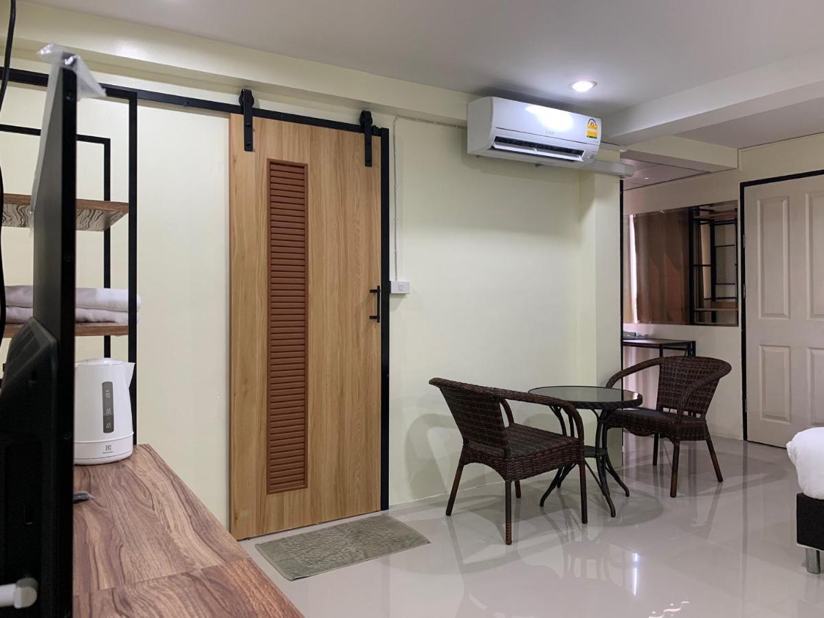 Petchsiri Room เพชรสิริรูม Ban Sai Mai Exteriör bild
